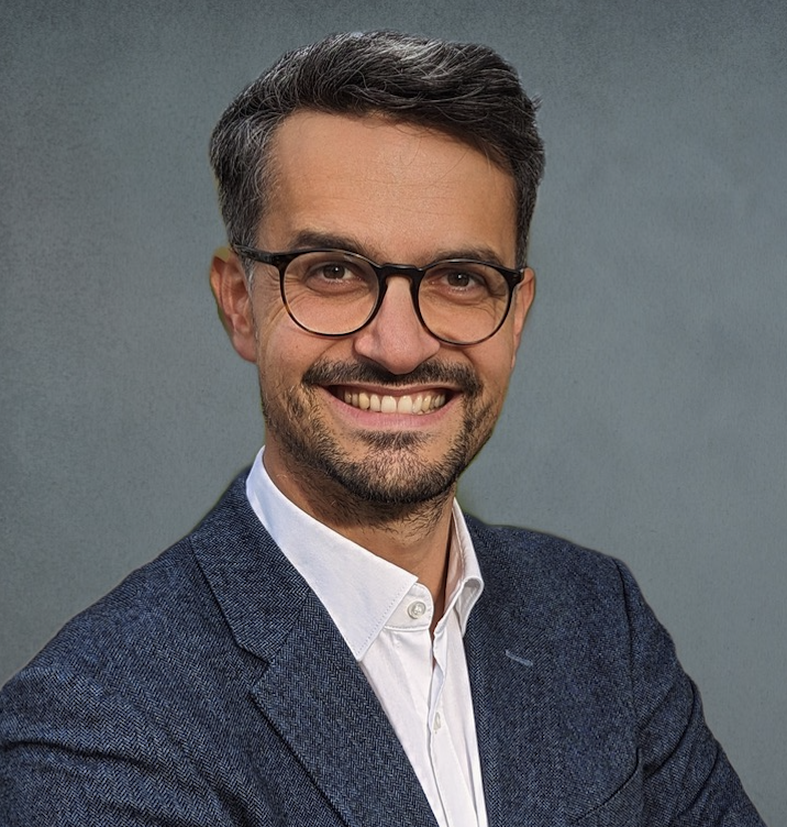 Felix Mross am Klavier